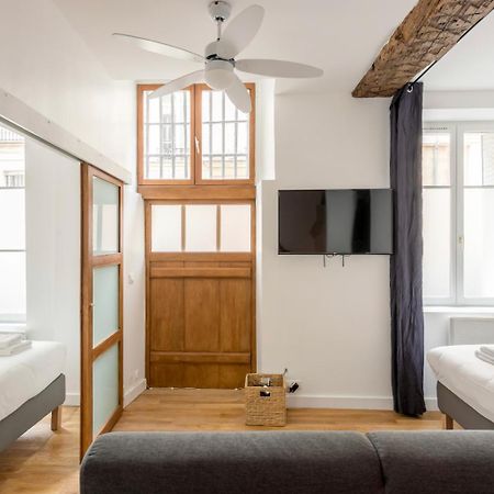 Suite Du Lion/Ac Historic Flat, Marais, 4-5 Guests パリ エクステリア 写真